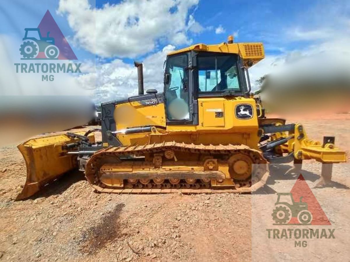 Trator de esteira John Deere 700J 2022