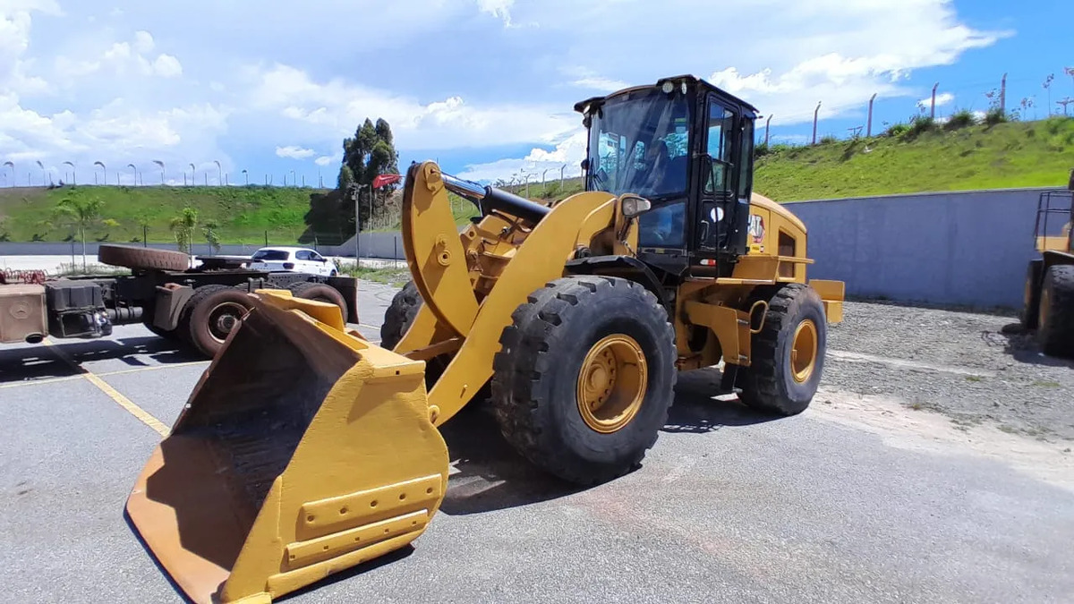 Pá Carregadeira Caterpillar 938 2021