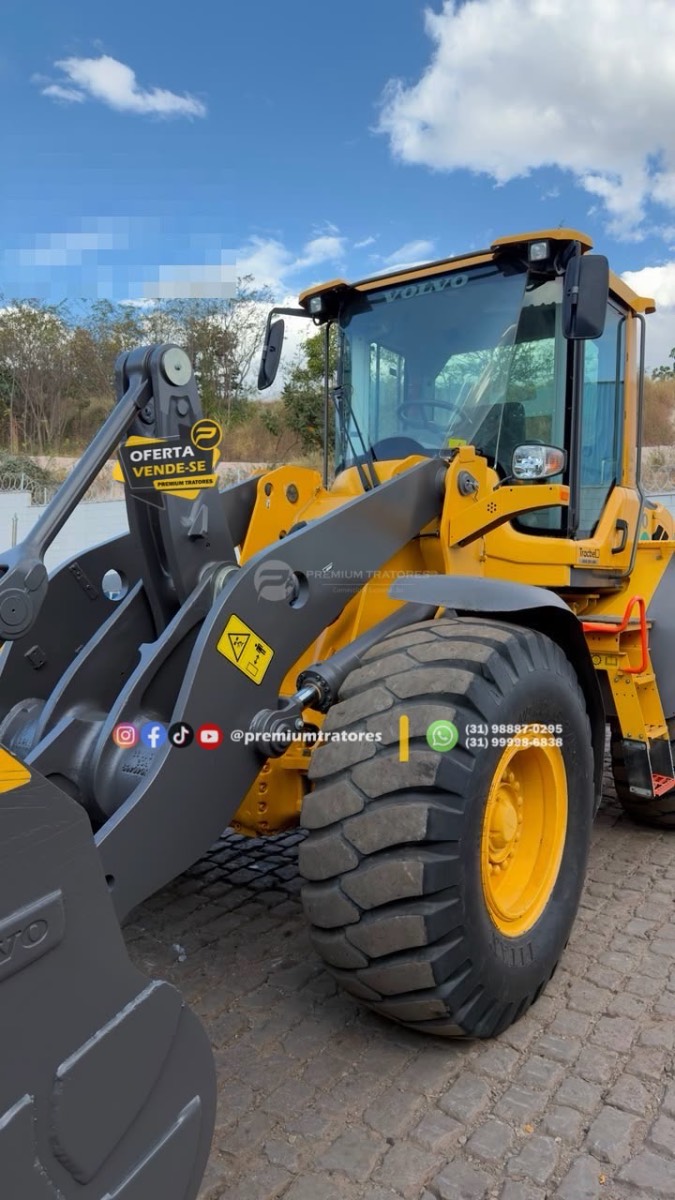 Pá Carregadeira Volvo L90F 2024