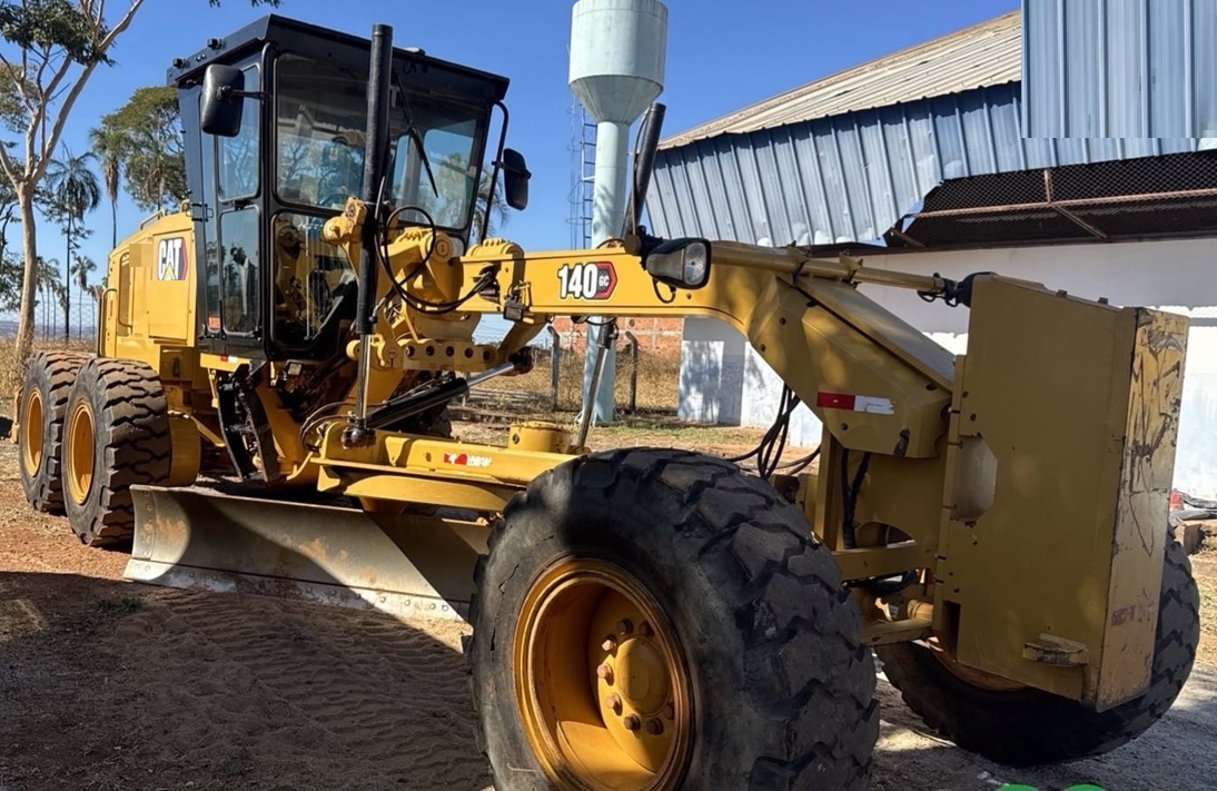 Motoniveladora Caterpillar 140GC 2023