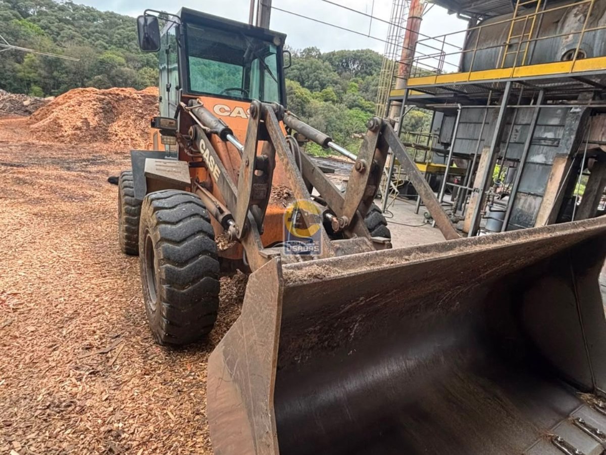 Pá Carregadeira Case W20F 2021