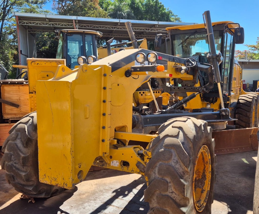 Motoniveladora John Deere 620P 2024