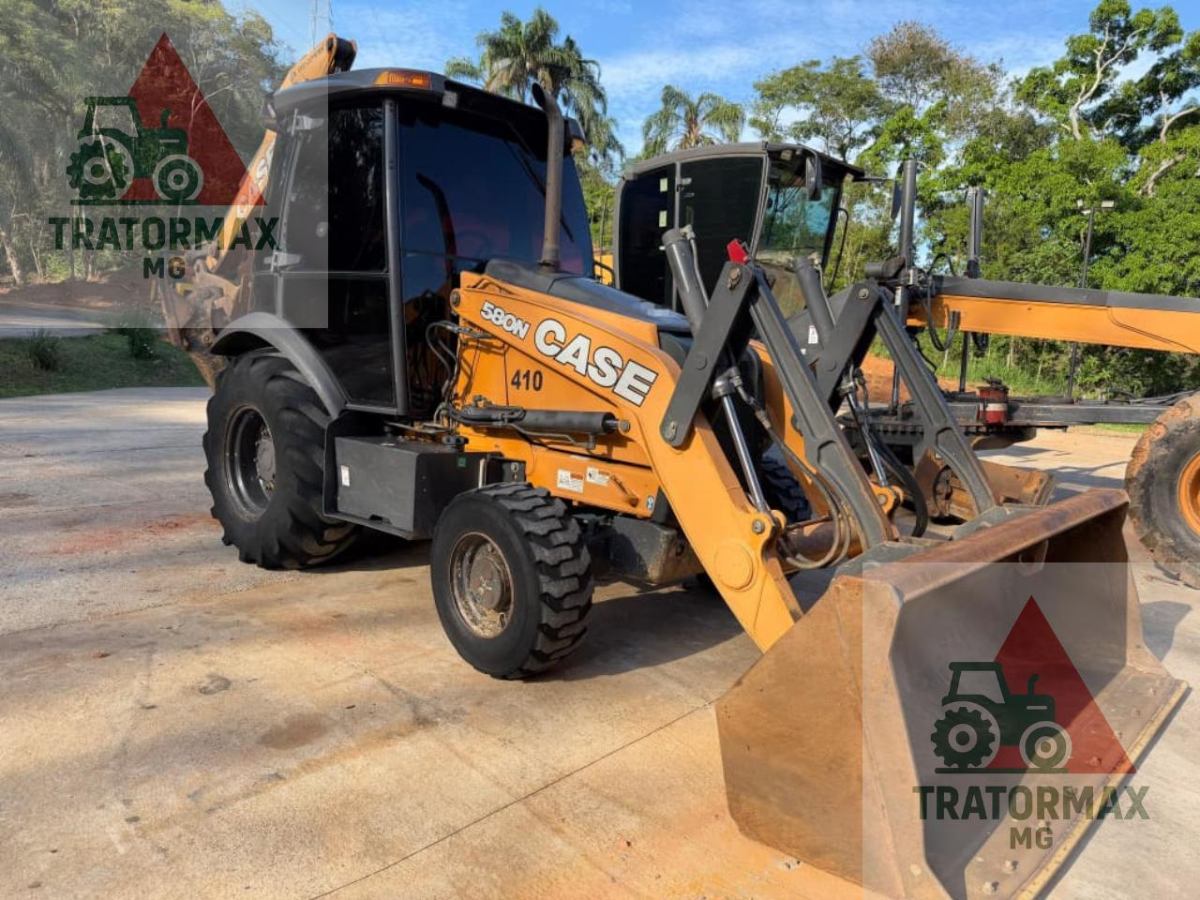 Retroescavadeira Case 580N 2020