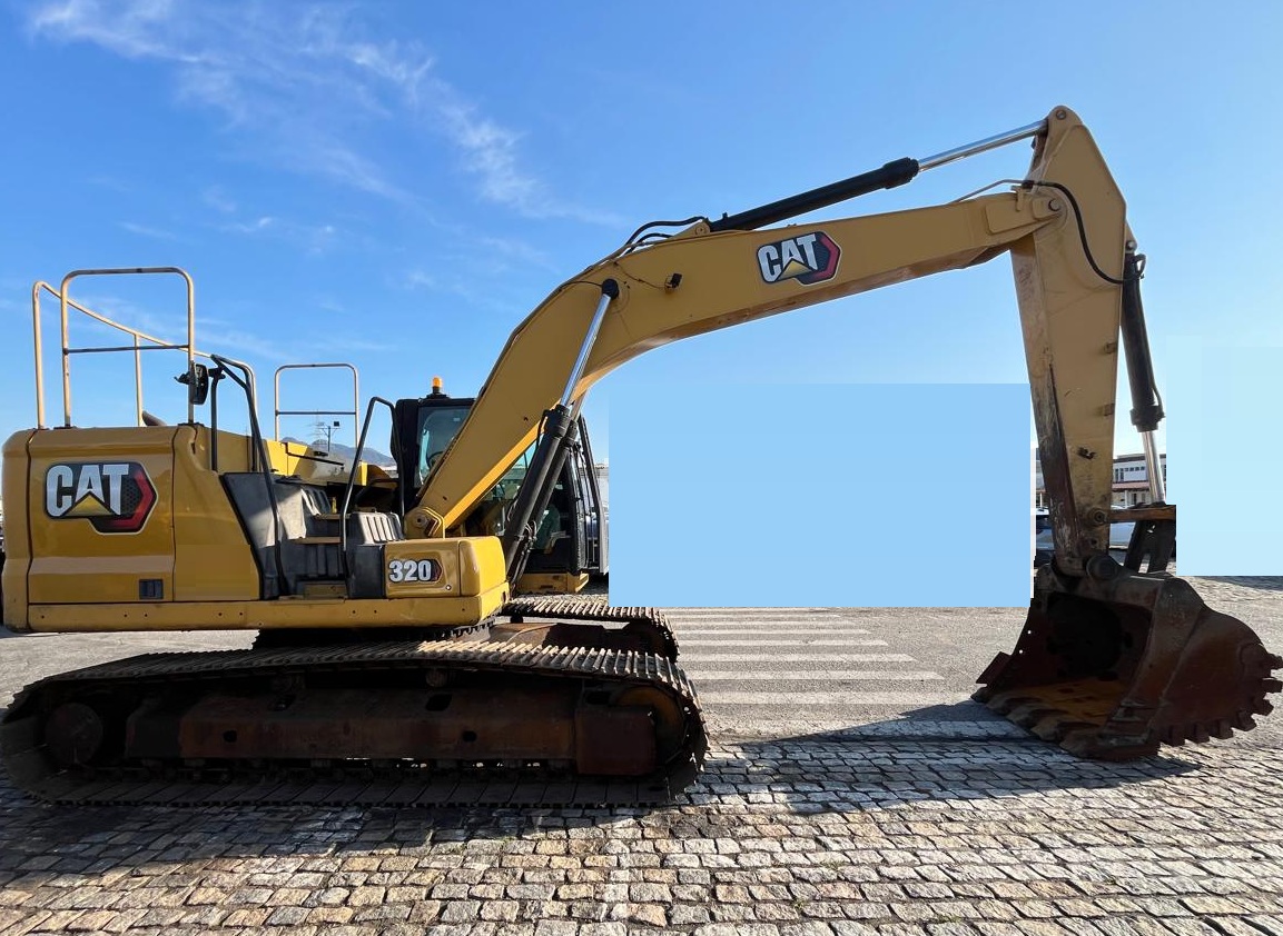 Escavadeira Caterpillar 320 2022