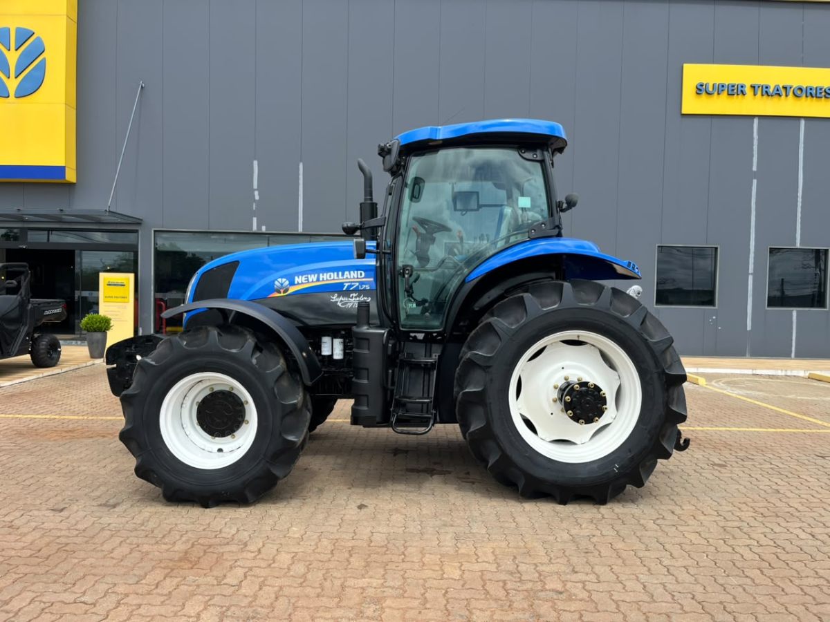 Trator agrícola New Holland T7.175 2015