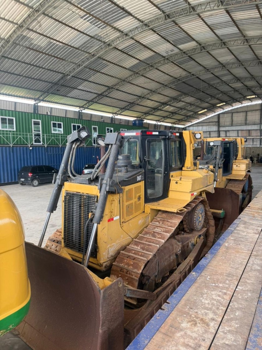 Trator de esteira Caterpillar D6T XL 2014