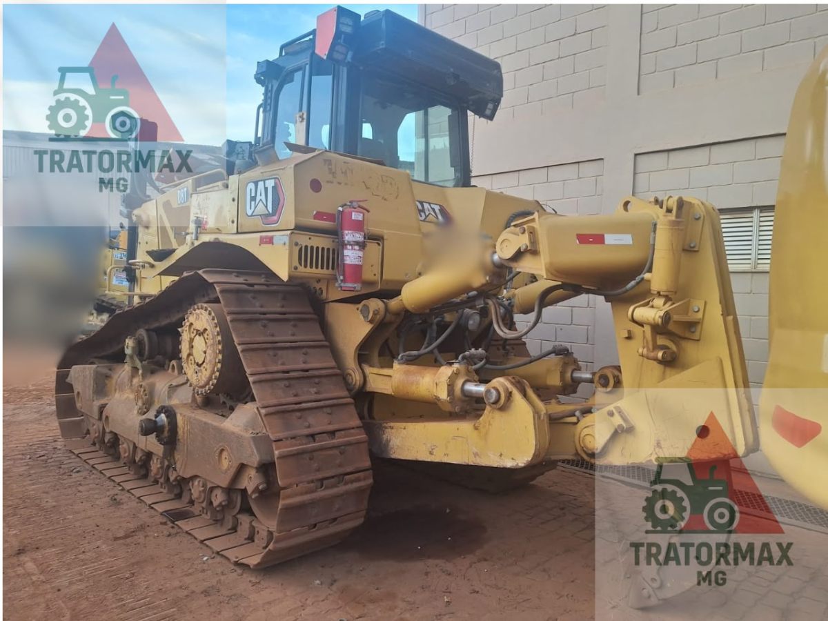 Trator de esteira Caterpillar D8 2021