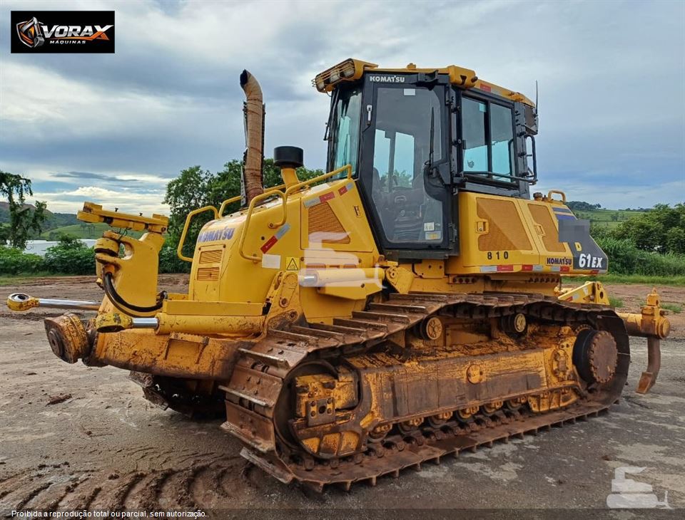 Trator de esteira Komatsu D61-EX 2022