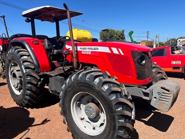 Tratores Agrícolas Massey Ferguson 4292 2013