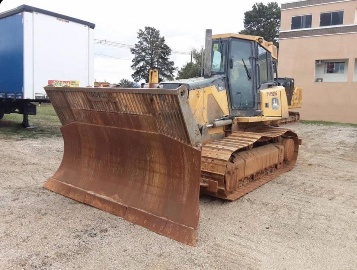 Trator de esteira John Deere 750J 2022