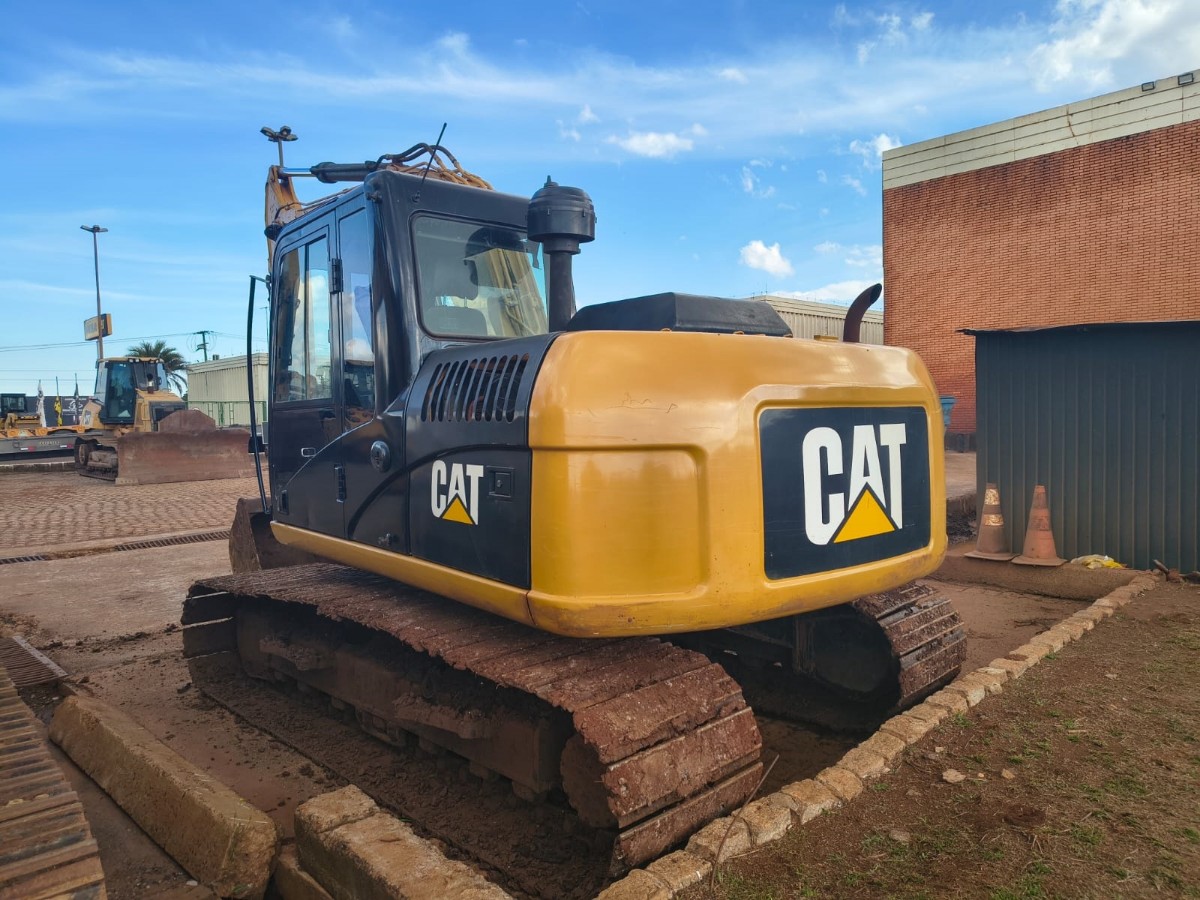 Escavadeira Caterpillar 312D2L 2014