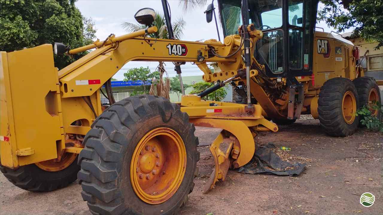 Motoniveladora Caterpillar 140H 2023