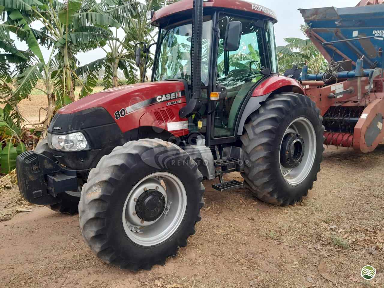Trator agrícola Case Farmall 80 2016