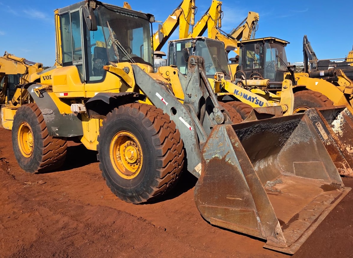 Pá Carregadeira Volvo L90F 2010