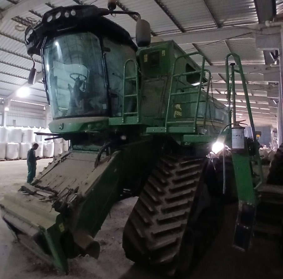 Colheitadeira John Deere S550 2015
