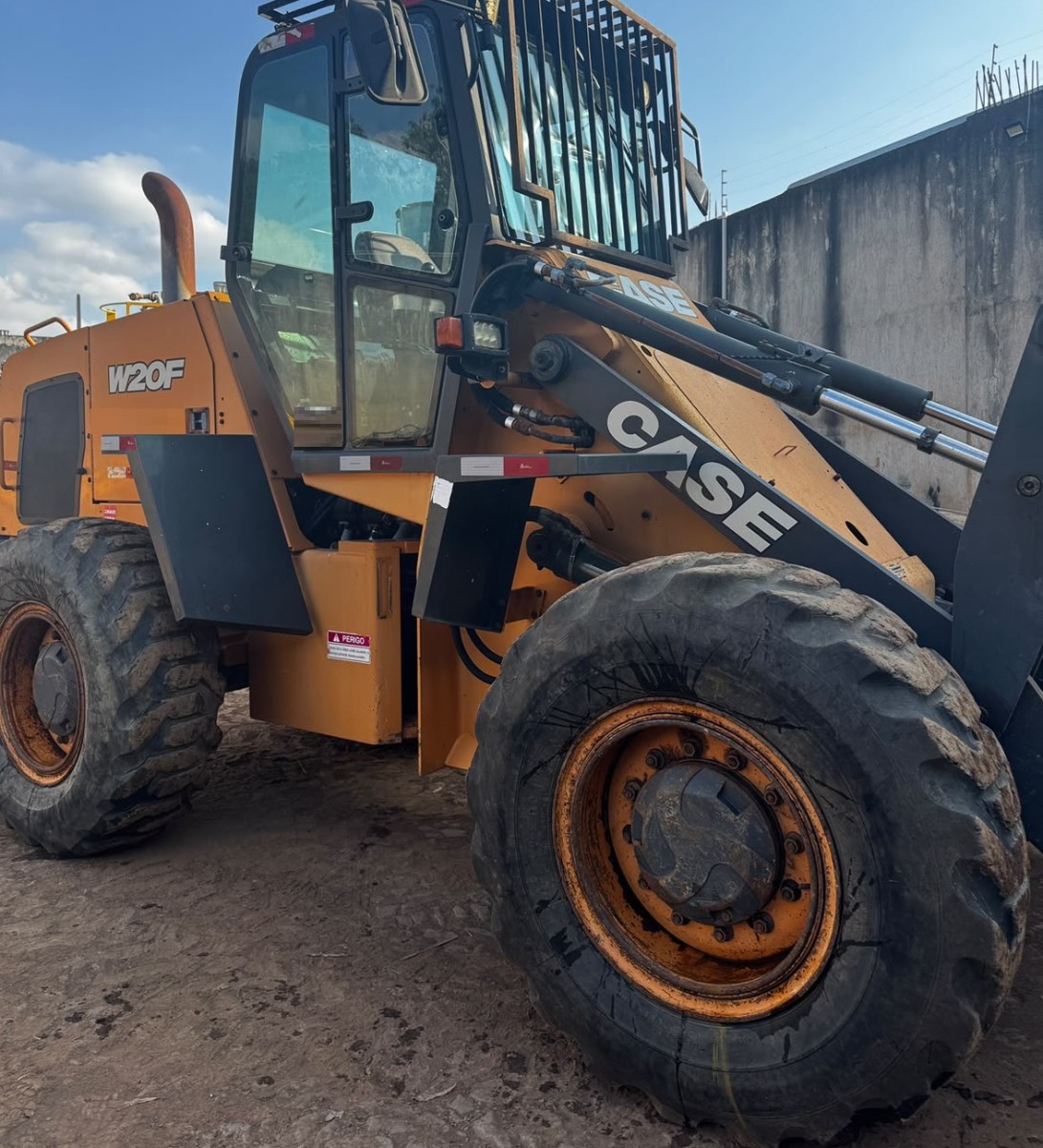 Pá Carregadeira Case W20F 2019