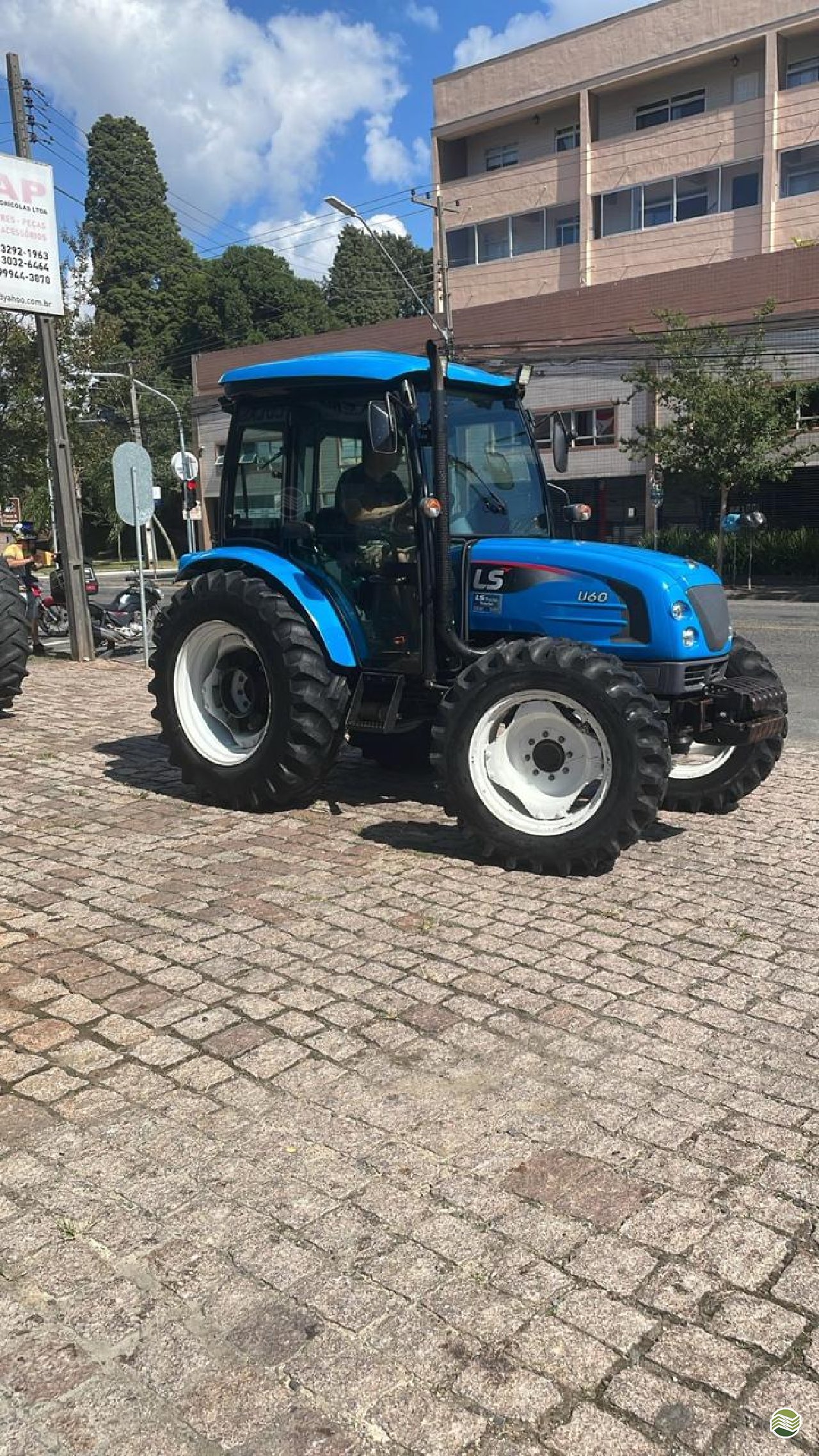 Trator agrícola LS Tractor U60 2019
