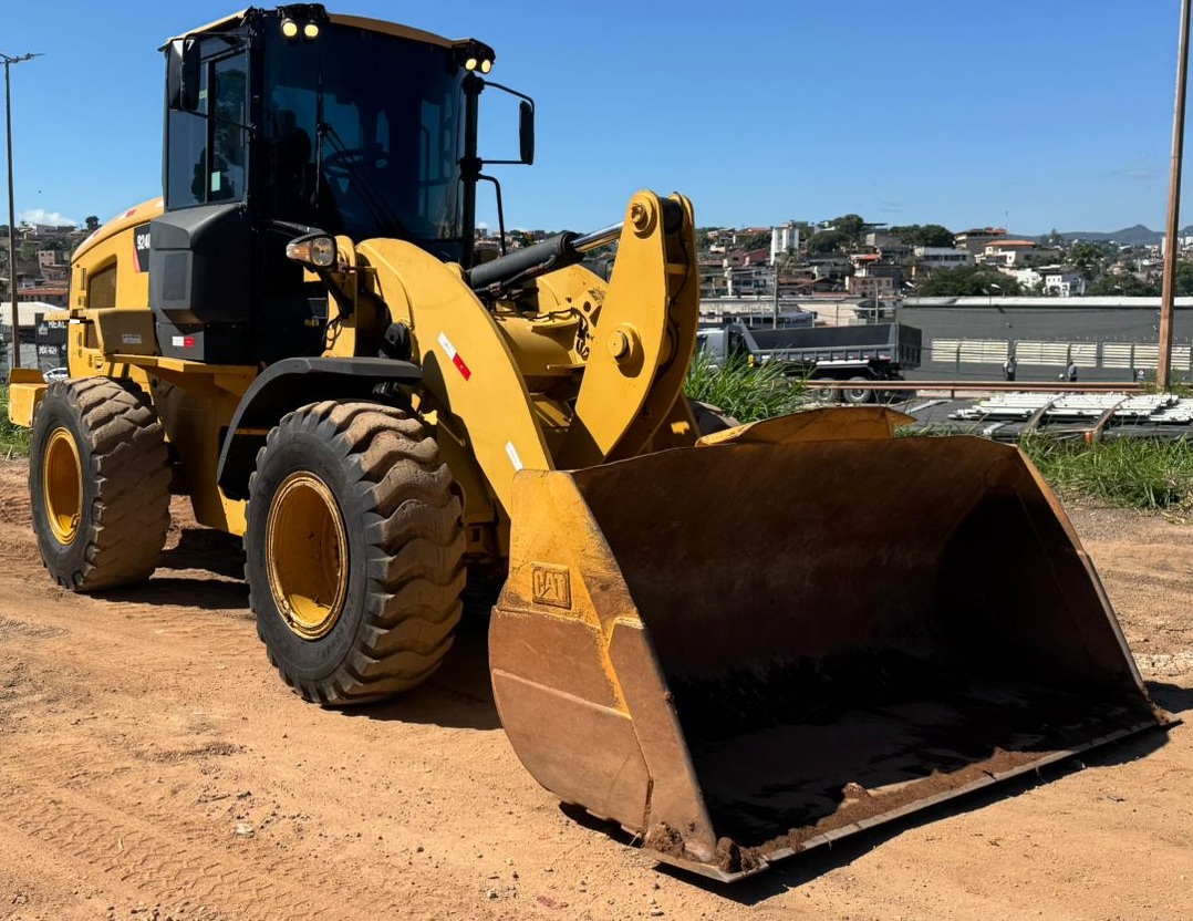 Pá Carregadeira Caterpillar 924K 2017