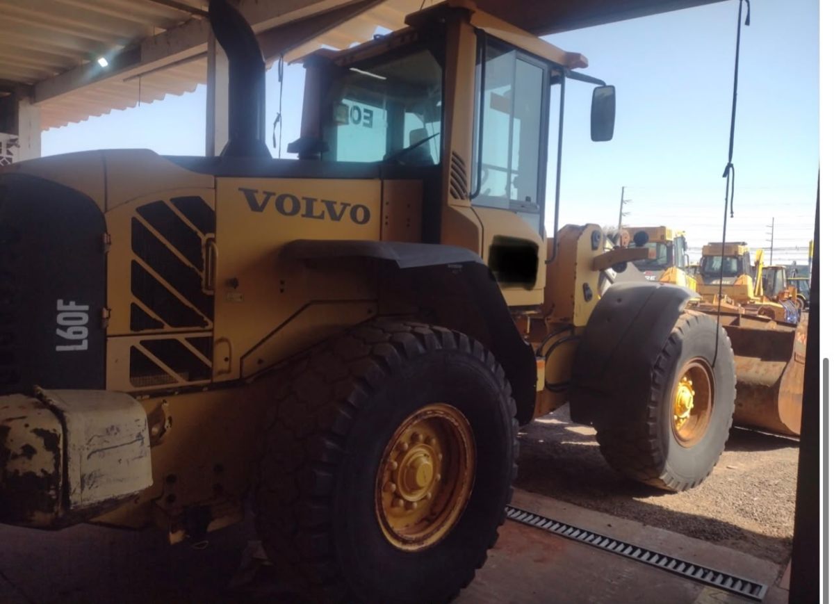 Pá Carregadeira Volvo L60F 2021