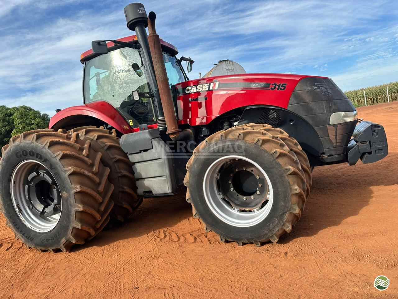 Trator agrícola Case MAGNUM 315 2013