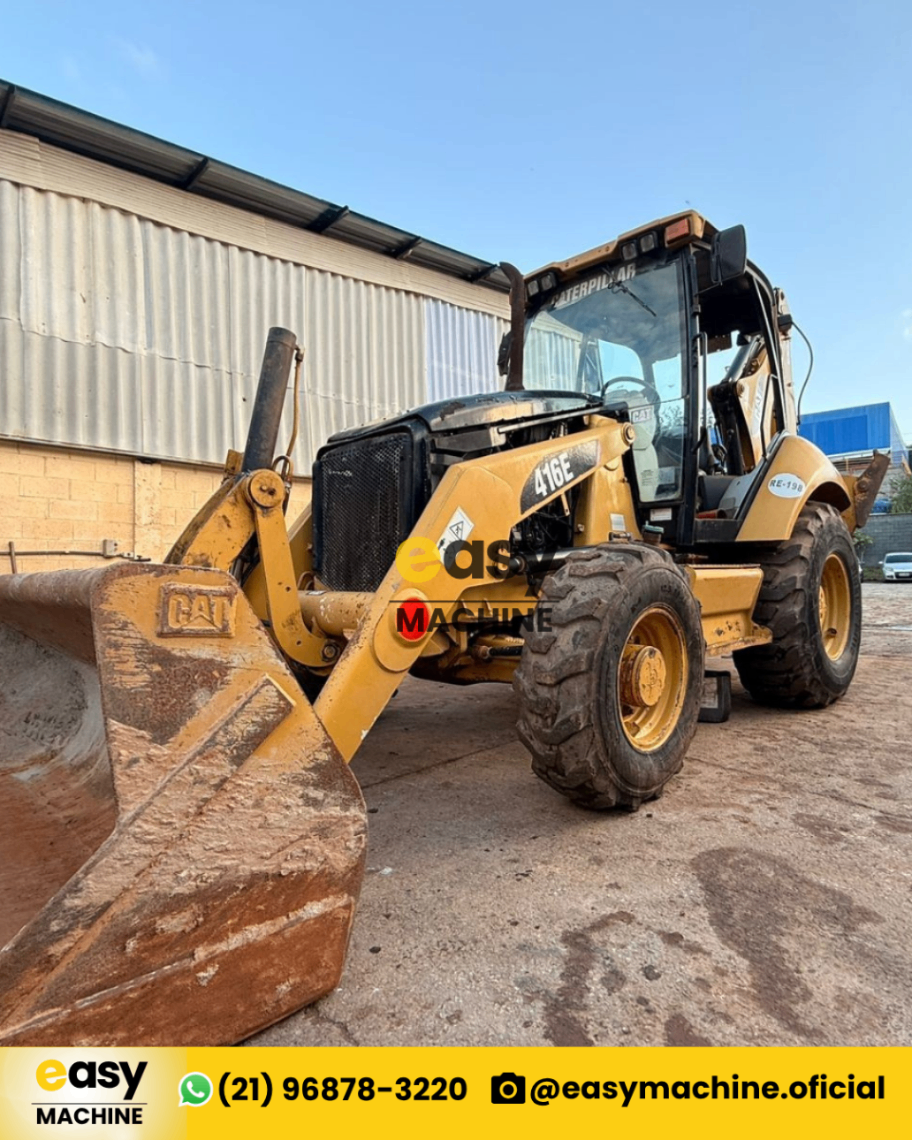 Retroescavadeira Caterpillar 416E 4X4 2006