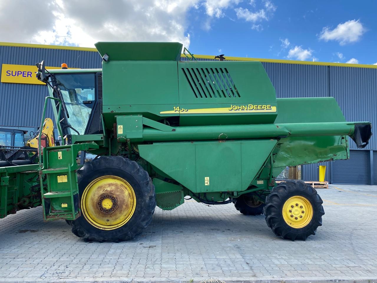 Colheitadeira John Deere 1450 2008