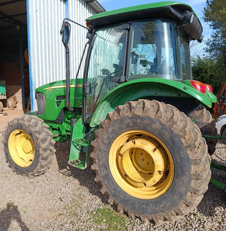 Trator agrícola John Deere 5078 2019