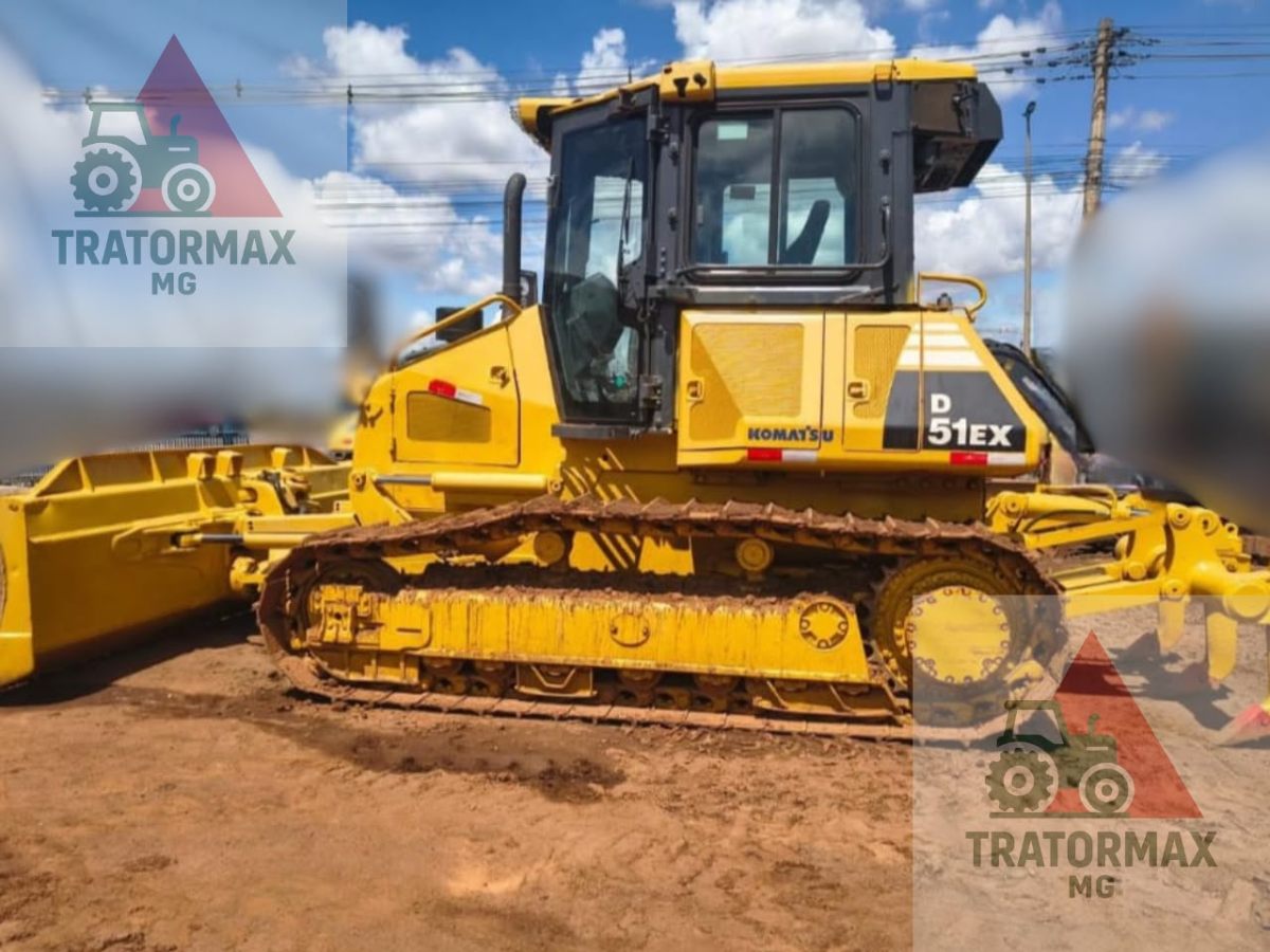 Trator de esteira Komatsu D51-EX 2013