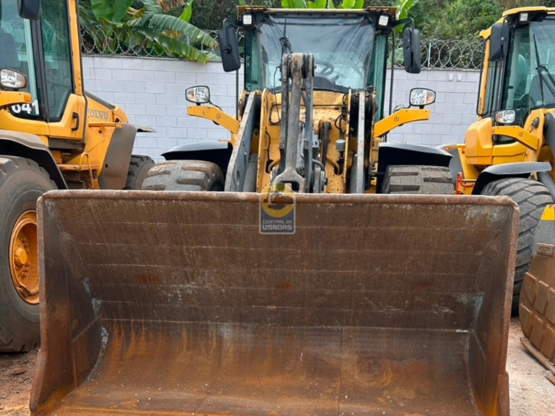Pá Carregadeira Volvo L90F 2020