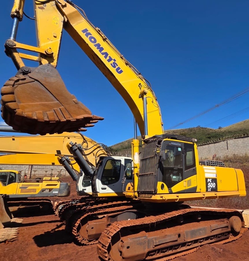 Escavadeira Komatsu PC500 2022
