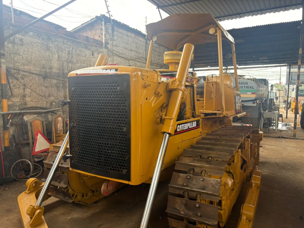 Trator de esteira Caterpillar D6D 1986