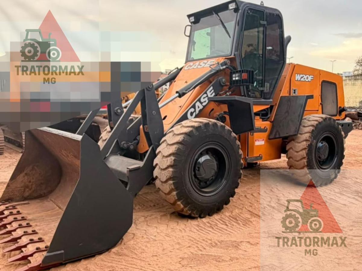 Pá Carregadeira Case W20F 2021