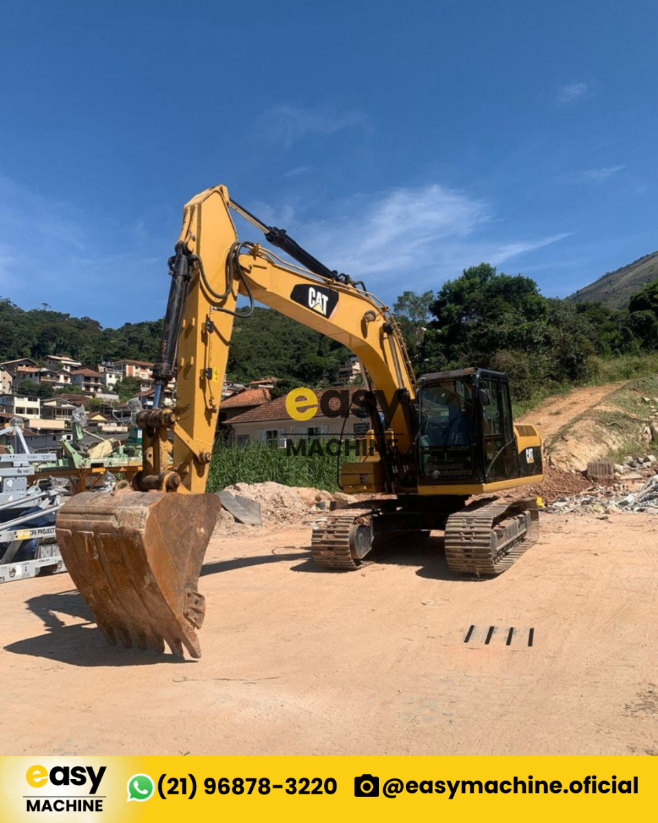 Escavadeira Caterpillar 315DL 2014