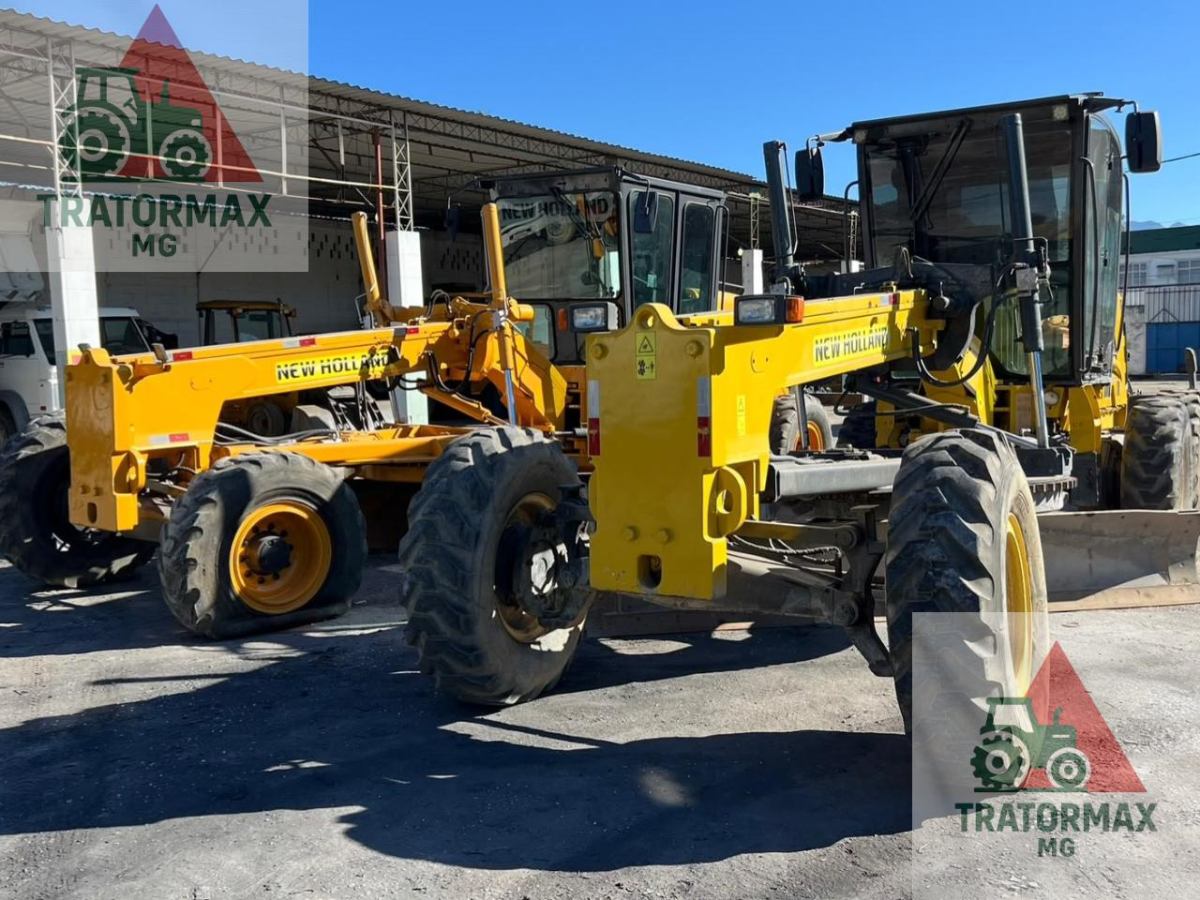 Motoniveladora New Holland RG 170B 2009