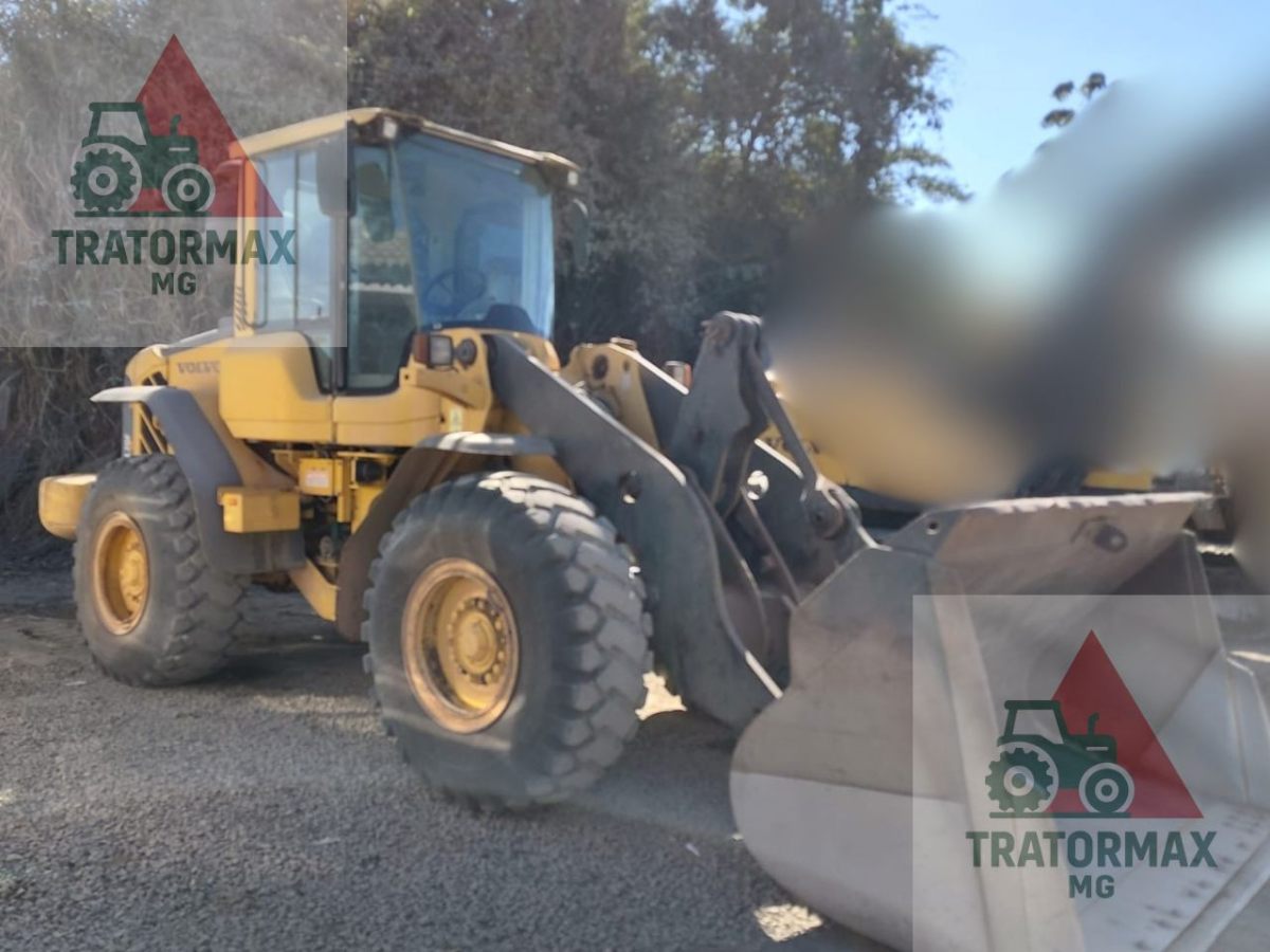 Pá Carregadeira Volvo L70 F 2008