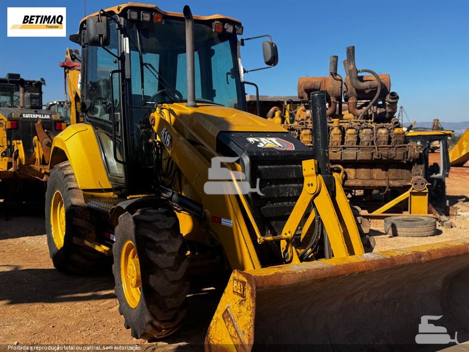 Retroescavadeira Caterpillar 416 2022