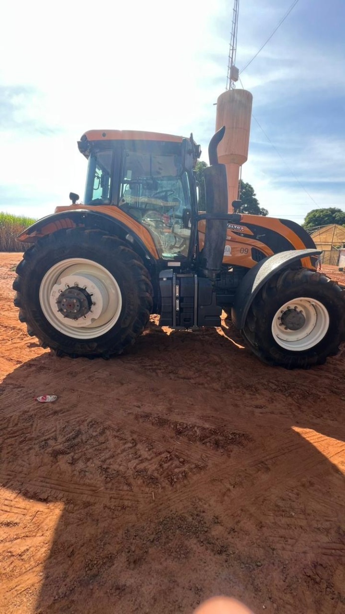 Tratores Agrícolas Valtra T230 CVT 2019