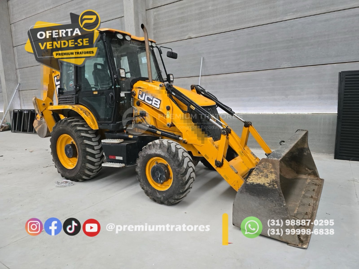 Retroescavadeira JCB 3CX 4X4 2024