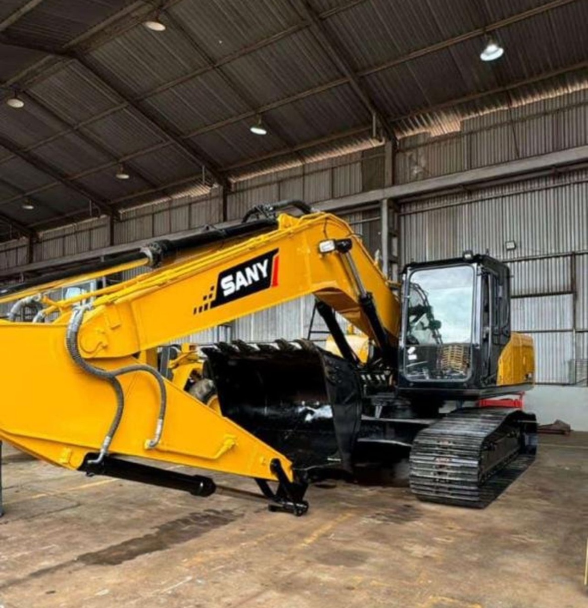 Escavadeira SANY SY215C 2019