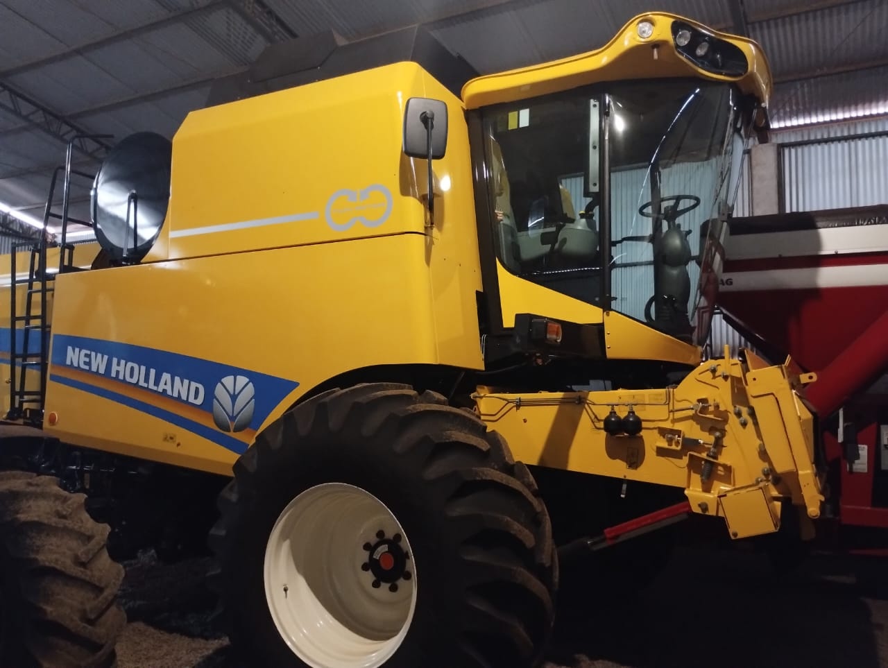 Colheitadeira New Holland tx 5.90 2023
