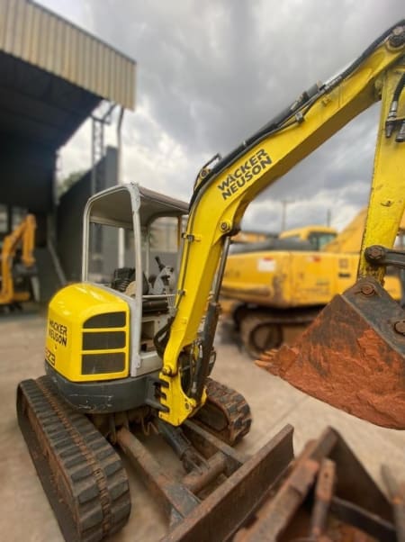 Mini Escavadeira Wacker Neuson 28Z3 2013