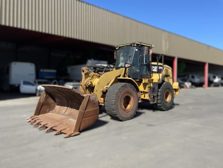 Pá Carregadeira Caterpillar 950L 2018
