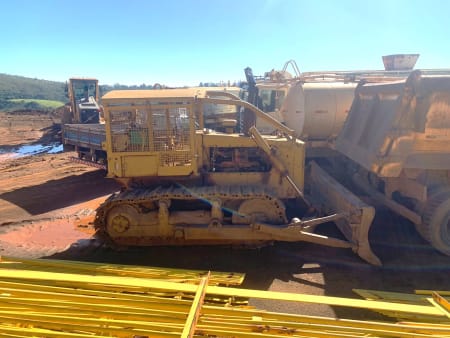 Trator de esteira Caterpillar D6D 1979