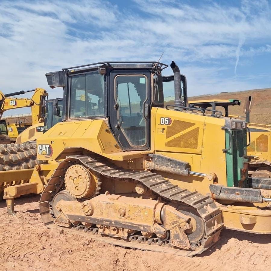 Trator de esteira Caterpillar D5 2020