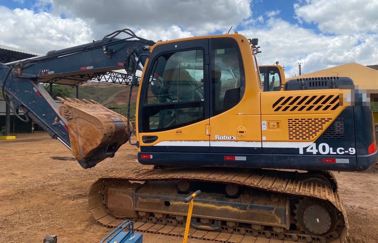 Escavadeira Hyundai R140LC-9 2019